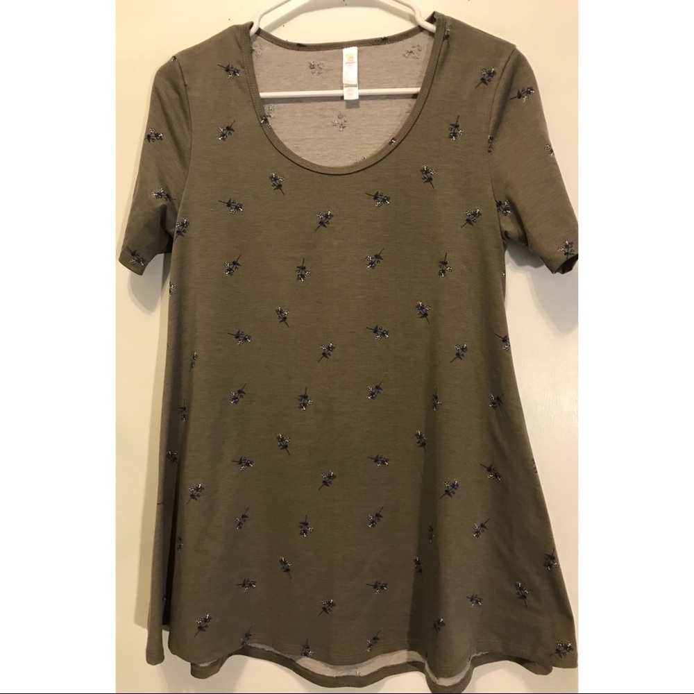 LulaRoe shirt